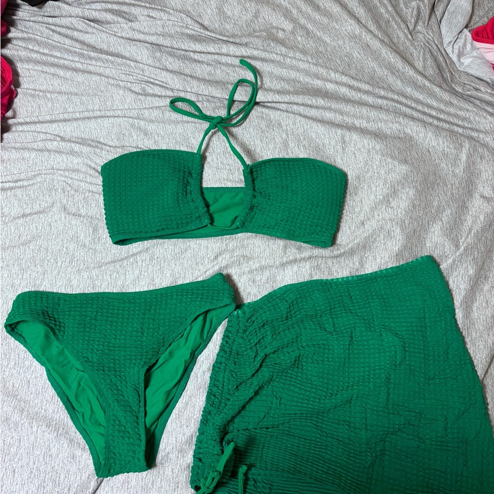 SHEIN Green Textured Bikini Set